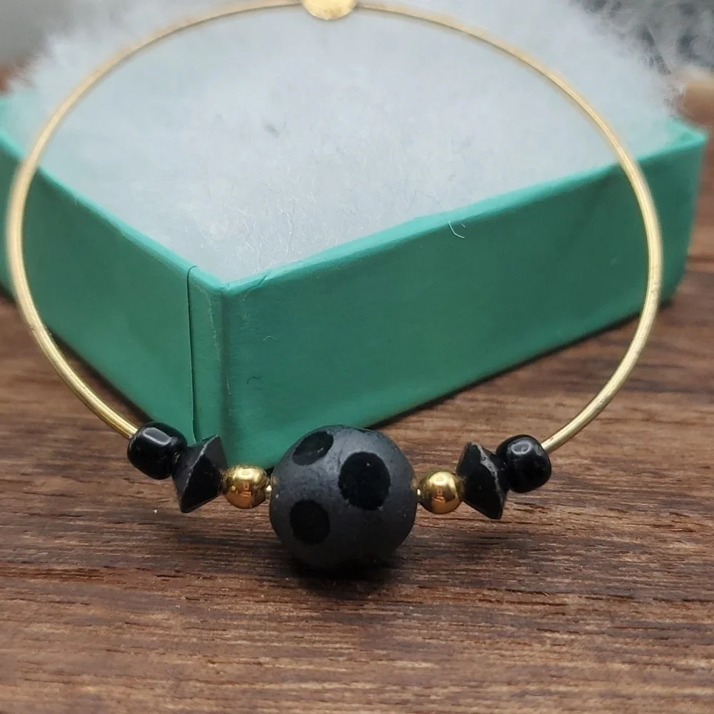 Round onyx‎ beaded necklace pendant